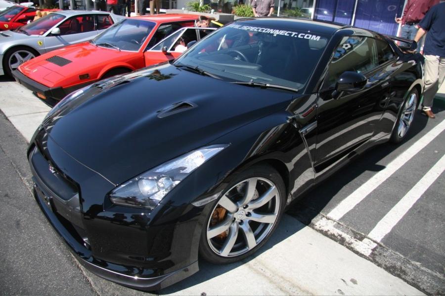  Nissan GT-R 2008 года  (фото 40 из 71)